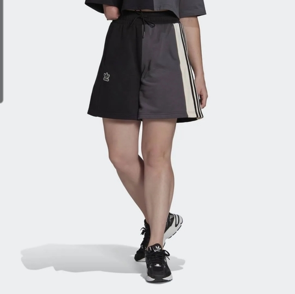 NWT Adidas Originals Split Two Tone Shorts Grey Black Small *AS SEEN ON TV* - Picture 5 of 14